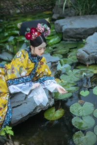 Elegant Portrait Photography: YiTuYu Art Language Vol.4858 Featuring Zhi Zhi Qi - image 15