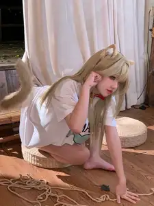 Coser kaOri's Playful Cat Transformation: Discover Adorable Moments in Part03 - image 1
