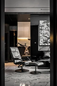 Inside the Luxury Black-Tone Apartments of Vietnamese Stars: Hoàng Thùy Linh's Massive Home - image 14