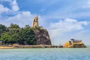 Exploring the Breathtaking Subtropical Paradise: A Hidden Gem in China's Natural Landscape - image 4