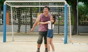 ‘Dream’ Movie Review: How a Homeless Soccer Team Aims to Change Their Lives - image 3