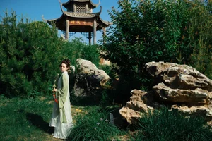 Unveiling the Sophistication of YiTuYu Art Language Vol.4607 featuring Model Yi Xuan - image 13