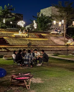 Unique Rooftop Cafe Experiences: A New Trend in Urban Tourism - image 2