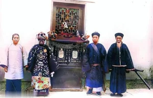 Rare Qing Dynasty Photography: Exploring the Life and Legacy of Empress Dowager Cixi - image 5