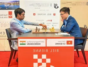 Grandmaster Lê Quang Liêm Achieves Historic Hat-Trick at Biel Grandmaster Tournament - image 5
