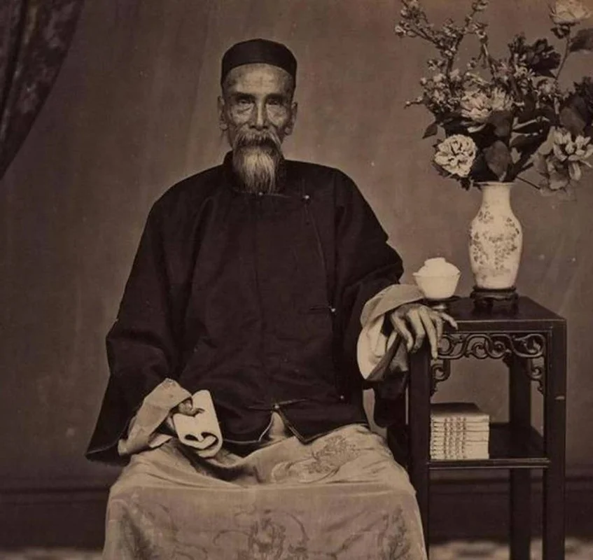 Rare Glimpses of Empress Wanrong: The Timeless Beauty of the Last Qing Empress