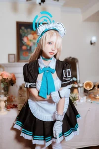 Stunning Blue Archive Asuna Ichinose Maid Cosplay by Er Zuo Nisa – 31 High-Quality Images Collection (Ref: 32e48b24) - image 9
