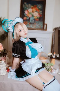 Stunning Blue Archive Asuna Ichinose Maid Cosplay by Er Zuo Nisa – 31 High-Quality Images Collection (Ref: 32e48b24) - image 10