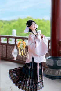 YiTuYu Art Language Vol 10597: Gorgeous 15-Piece Portrait Gallery of Xiao E Jiang - image 10