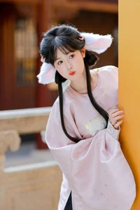 YiTuYu Art Language Vol 10597: Gorgeous 15-Piece Portrait Gallery of Xiao E Jiang - image 1