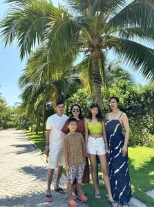 Truong Ngoc Anh's Daughter: Natural Beauty and Hollywood Princess Vibes - image 10