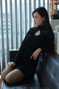 IESS Xiao Bao Half-Tube Black Silk Fashion Photography Gallery - image 13