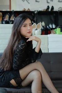 IESS Xiao Bao Half-Tube Black Silk Fashion Photography Gallery - image 16