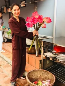 Miss Vietnam Nguyen Thị Huyền: Two Decades of Timeless Elegance and Grace - image 0