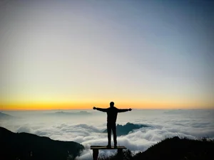 Chasing the Sea of Clouds: A Dreamy Sunrise Trek to Mount Muoi, Ky Quan San - image 6
