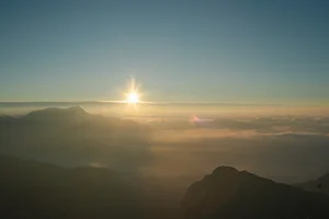 Chasing the Sea of Clouds: A Dreamy Sunrise Trek to Mount Muoi, Ky Quan San - image 0