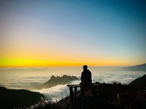 Chasing the Sea of Clouds: A Dreamy Sunrise Trek to Mount Muoi, Ky Quan San - image 1