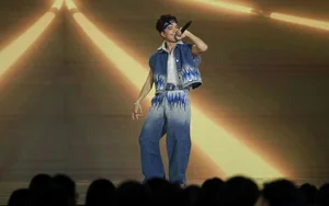 Siu Black Makes Emotional Return to Vietnam Idol Stage Following Her Recent Wedding - image 2