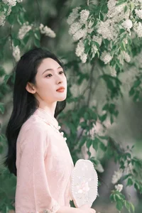 Exploring the Freckled Beauty of YiTuYu Art Language Vol.6872 Wan Dou Que Ban Shao Nu - image 11