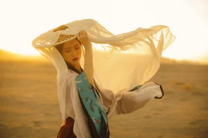 YiTuYu Art Language Vol.9423 Dang Chu Jiao Ren Jia Xiao Tian Tian - image 1