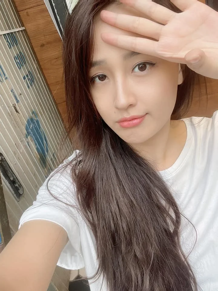 Mai Phuong Thuy Masters Risky Makeup Trends with Unmatched Beauty Queen Confidence