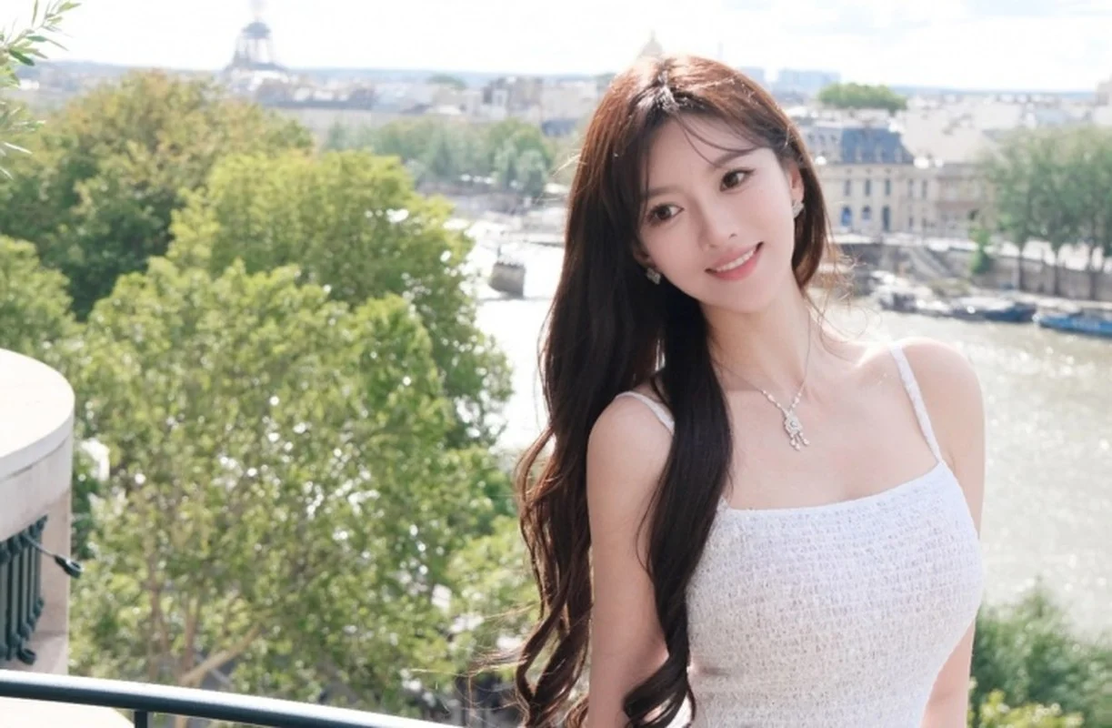 Chinese Influencer Ye Ke Addresses Social Media Rumors and Lifestyle Controversies