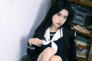 YiTuYu Art Language Vol.4780: Captivating Portraits of Jing Jing Jing - image 2