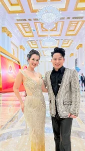 Vietnamese Star Updates: Lan Phuong's Health Concerns and Hoai Linh's Humble Ride - image 49