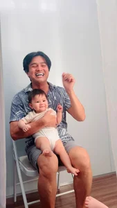 Vietnamese Star Updates: Lan Phuong's Health Concerns and Hoai Linh's Humble Ride - image 36