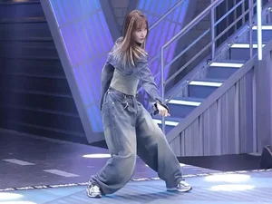 Style Comparison: The Radiant Charm of Hari Won vs. Diep Lam Anh - image 3