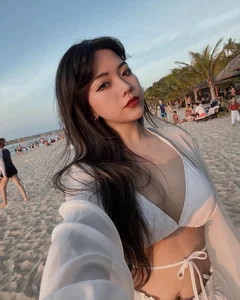 Stunning Bikini Photoshoot of Influencer Bao Han Helia: A Visual Gallery of Summer Style - image 1