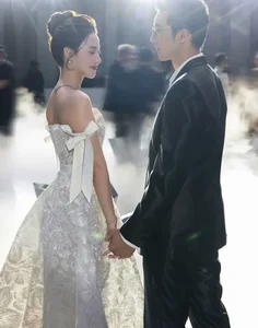 Style Icons: Phanh Lee’s Muse Transformation and Kim Ly’s Devotion to Ha Ho - image 5