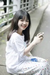 YiTuYu Vol.8664: Kikooo's Fresh Summer Charm – A Glimpse of Lively Urban Beauty - image 14