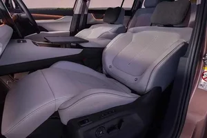 Introducing the Skoda Peaq 2027: The Ultimate 3-Row Electric SUV - image 12