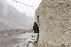 Exploring the Hidden Secrets of Isolated Mountain Villages in Remote India - image 2