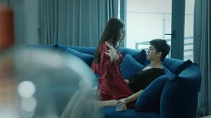The Most Outrageously Styled Mobster's Daughter on VTV Drama Captivates Audiences - image 11