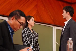 The Most Outrageously Styled Mobster's Daughter on VTV Drama Captivates Audiences - image 1