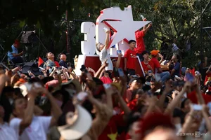 Joint Military Parade Features Vietnam, China, Laos, and Cambodia Forces - image 8