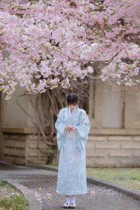 Visual Poetry: YiTuYu Art Language Vol.4641 with Model Dui Dui - image 5