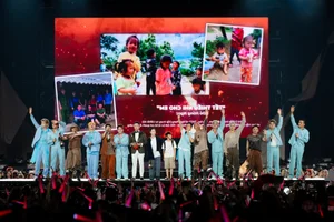 The 'Anh Tai' Ignite the Stage: Highlights from the Explosive Concert Day 5 - image 5