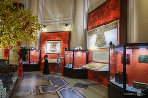 Exquisite Dragon Imagery in Ancient Artifacts Showcased in Ho Chi Minh City - image 12