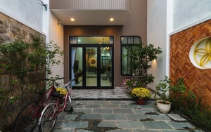 Modern 5m Frontage Tube Houses with Beautiful Skylight Designs - image 13