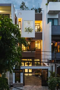 Modern 5m Frontage Tube Houses with Beautiful Skylight Designs - image 5