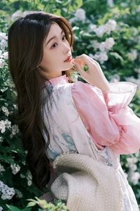 YiTuYu Art Language Vol.7053: Featuring Gao Leng Xiao Bie Tu Artistic Photography - image 16