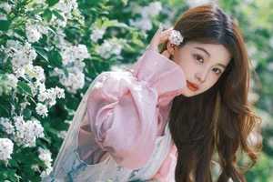 YiTuYu Art Language Vol.7053: Featuring Gao Leng Xiao Bie Tu Artistic Photography - image 21