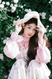 YiTuYu Art Language Vol.7053: Featuring Gao Leng Xiao Bie Tu Artistic Photography - image 15