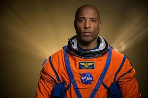 Artemis II Mission: Making History with the First Astronaut of Color to the Moon - image 6