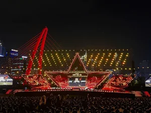 Under the Glorious Flag: A Masterpiece of Vietnamese Cultural Unity and Artistic Excellence - image 5