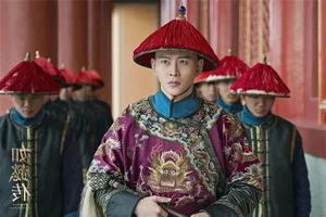 The Rise of Powerful Eunuchs and the Scandal of Imperial Concubines - image 7