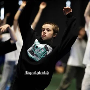 Shiloh Jolie-Pitt Showcases Incredible Dance Moves, Sparking Brad Pitt Comparisons - image 1